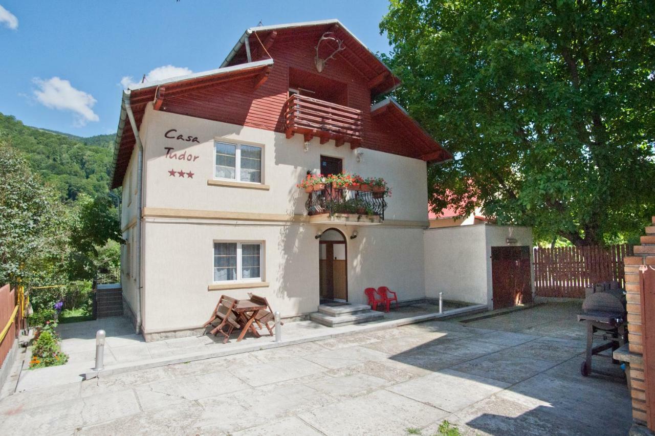 Casa Tudor Sinaia Buitenkant foto